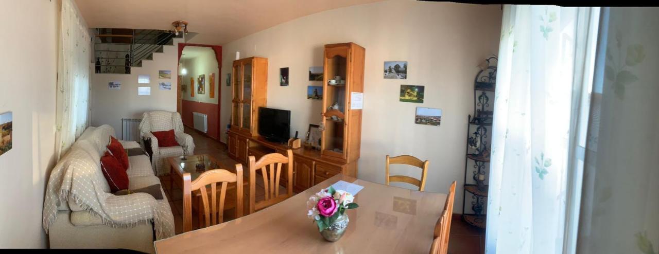 Apartamento Turistico El Esquilon Calzadilla Esterno foto